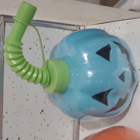 3pc Set "Pumpkin Cups with Lids /Straws" 7oz each - Picture 2 of 4